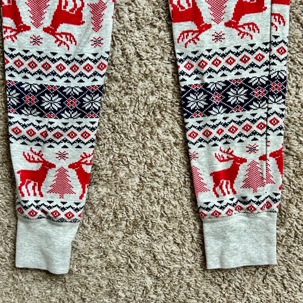 Gap Kids Gray Red Reindeer Fair Isle Holiday‎ Snug Fit Pajama Set Size 10